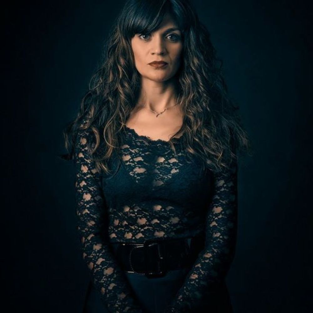 Meet your Posher, Esmeralda